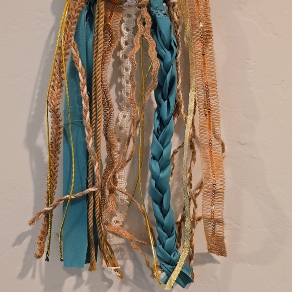 Handmade Bohemian Dreamcatcher - Picture 3 of 4